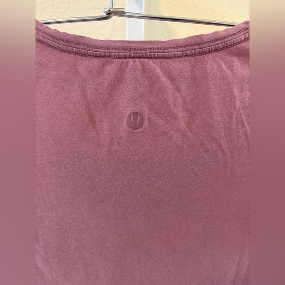 Lululemon Love Crew III in Figue - Size 4 - Picture 9 of 9